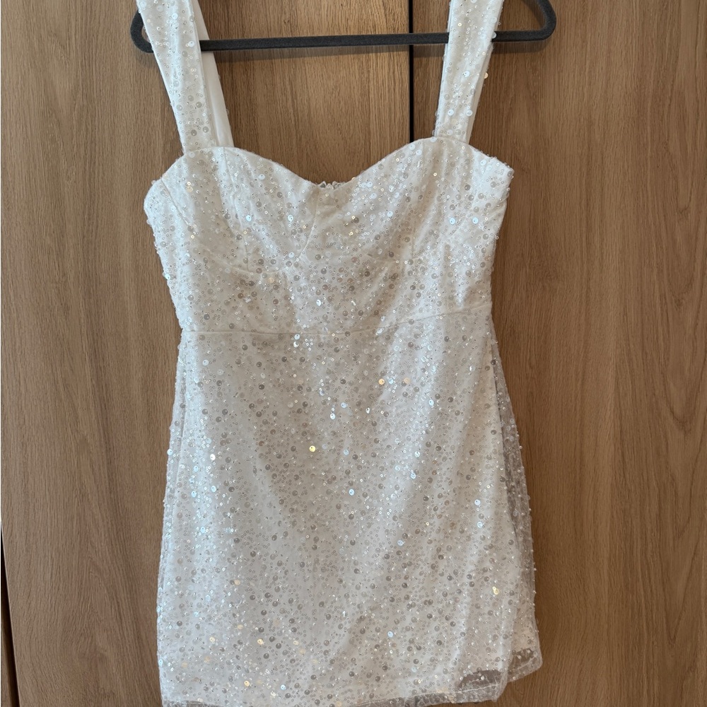 Birdy Grey White Sleeveless Sweetheart Mini Dress